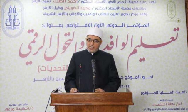 الدكتور نظير عياد