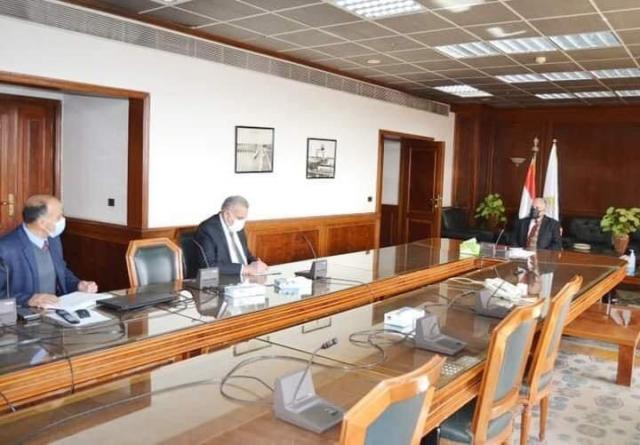 وزير الري يوجه بتفعيل الرسالة الإعلامية لرفع الوعي بالتحديات المائية وزير الري يوجه بتفعيل الرسالة الإعلامية لرفع الوعي بالتحديات المائية