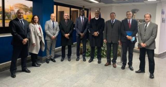 مصر للطيران تستقبل الرئيس التنفيذي للخطوط الجوية السنغالية لبحث سبل التعاون