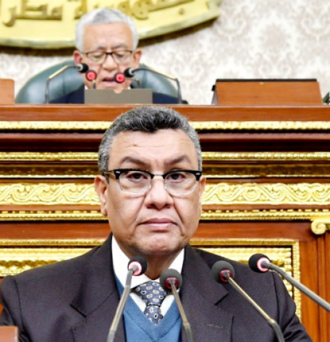 النائب مصطفى سالم