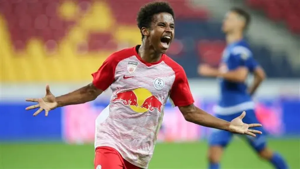 أديمي يوافق على دفع غرامة مالية كبيرة لتسوية الأمور مع فريقه دورتموند