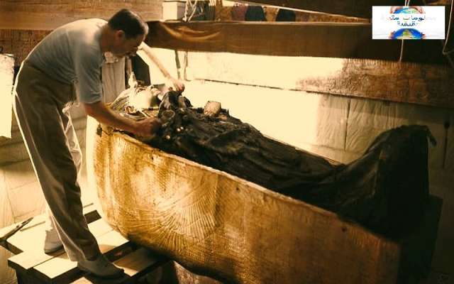99 عام علي دخول مقبرة توت عنخ امون