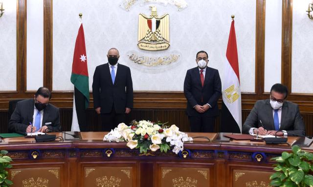 اللجنة المصرية-الأردنية توقع مذكرات تفاهم وبروتوكولات تعاون