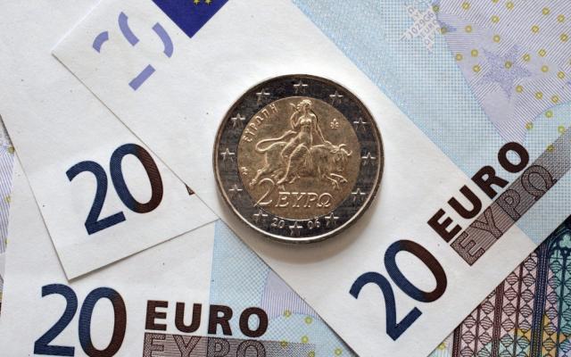 سعر اليورو اليوم بنهاية التعاملات في البنوك وشركات الصرافة