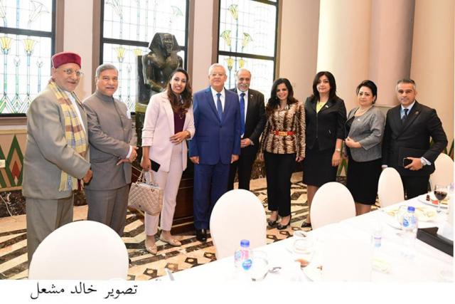 رئيس مؤسسة ”بنحبك يا مصر: مبادرة السيسي لتنمية الأسرة المصرية طوق نجاة للتنمية الاقتصادية (صور)