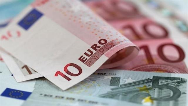استمرار تراجع سعر اليورو بالمصري اليوم الإثنين 7-3-2022