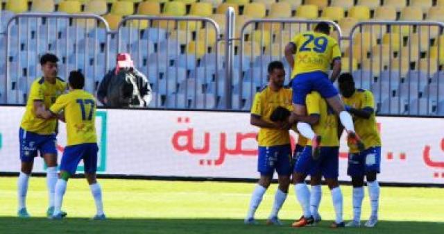 الإسماعيلى يصرف 10 آلاف جنيه لكل لاعب مكافأة الفوز على الاتحاد