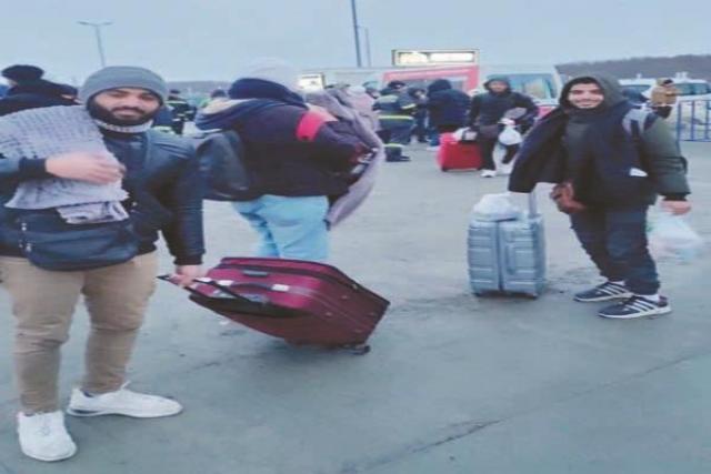 جهود حماية المصريين في مناطق الحرب الروسية الأوكرانية.. إجلاء وعلاج واستغاسة جهود حماية المصريين في مناطق الحرب الروسية الأوكرانية.. إجلاء وعلاج واستغاسة