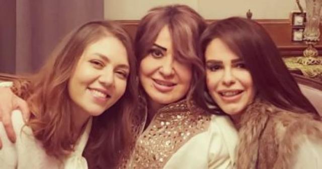 دنيا ومادلين ورحمة من كواليس ملف سرى