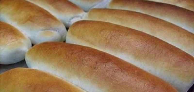 التموين :أربع طرق للإبلاغ عن عدم الالتزام بأسعار الخبز السياحي والفينو