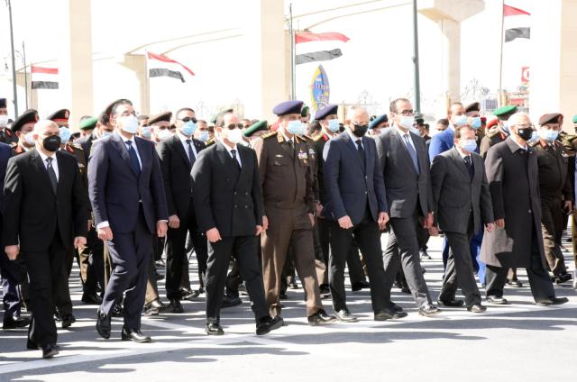 رئيس الجمهورية يتقدم الجنازة العسكرية لكلاً من الفريق عبدرب النبى حافظ والفريق فخرى عبدالمنعم خليل