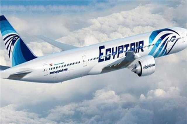 مصر للطيران تبدأ تطبيق إلغاء القيود الصحية المتعلقة بجائحة كورونا