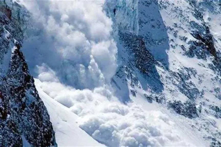 مأساة فى جبال نيبال.. مصرع 7 متسلقين و4 مفقودين بعد انهيار جليدى