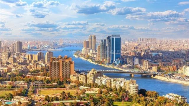طقس غداً الجمعة .. شديد الحرارة نهاراً