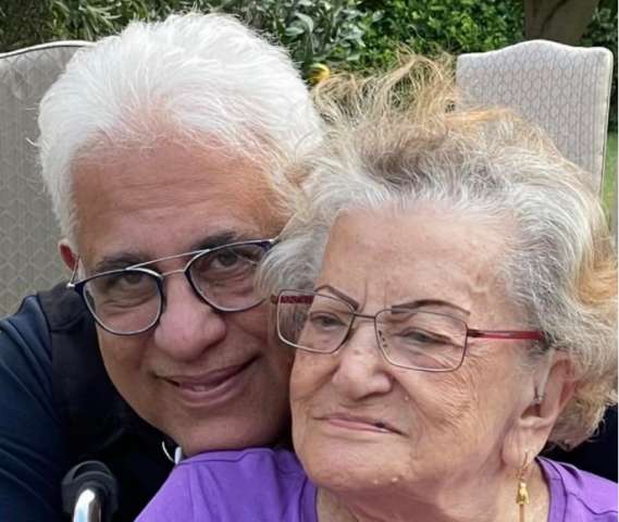 حسام بدراوى يعلن وفاة والدته عن عمر يناهز 98 عاما برسالة مؤثرة