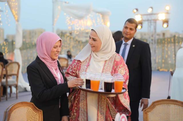  وزيرة التضامن تشارك محاربات بهية حفل افطار جماعي 
