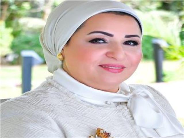 انتصار السيسى تهنئ عمال مصر : «هم ثروتنا الحقيقية»