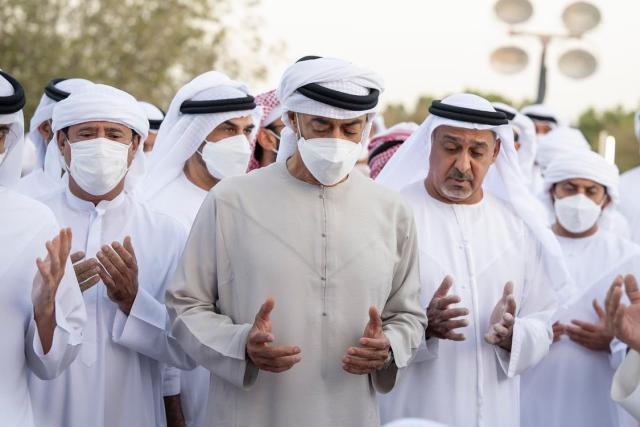 تشييع جثمان الشيخ خليفة بن زايد
