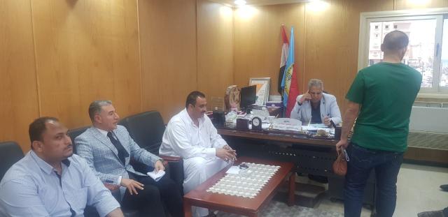 "المصريين الأحرار" يلتقي مسؤولي الصحة بمطروح