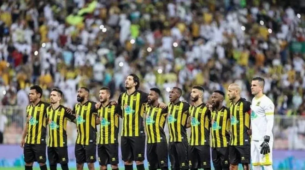 الاتحاد يستضيف الهلال في كلاسيكو ناري بالدوري السعودي