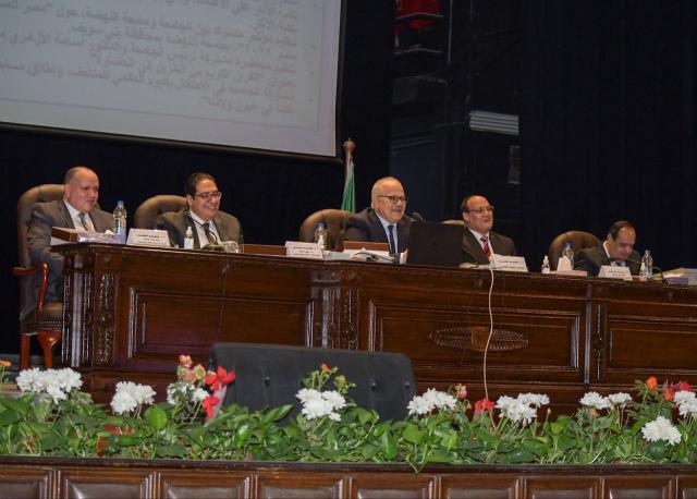 اجتماع مجلس جامعة القاهرة