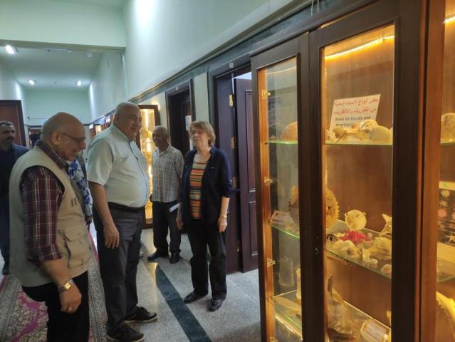 رئيس جامعة مدينة السادات يتفقد متحف التشريح بكلية الطب البيطري