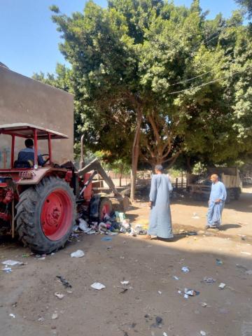 رفع 84 طن مخلفات خلال حملات نظافة بقرى وأحياء المنيا 