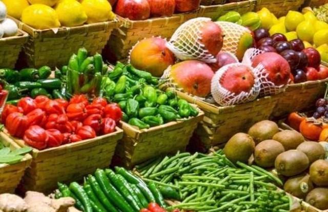 تخفيضات جديدة في أسعار الخضروات والفاكهة
