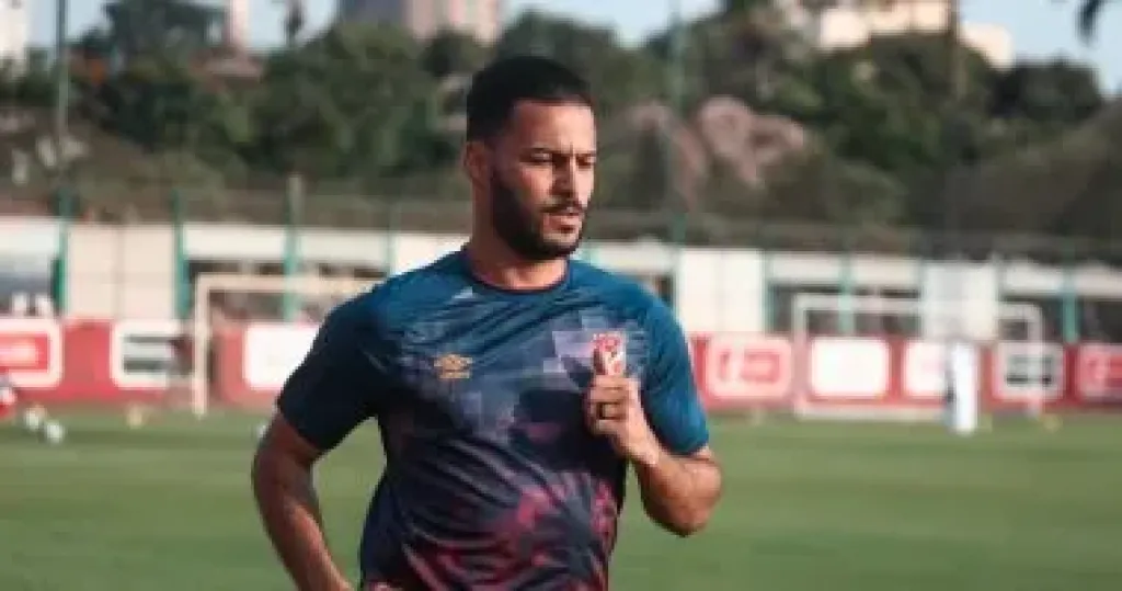 شوبير يعلن انضمام أحمد بيكهام للأهلي لمدة موسم على سبيل الإعارة