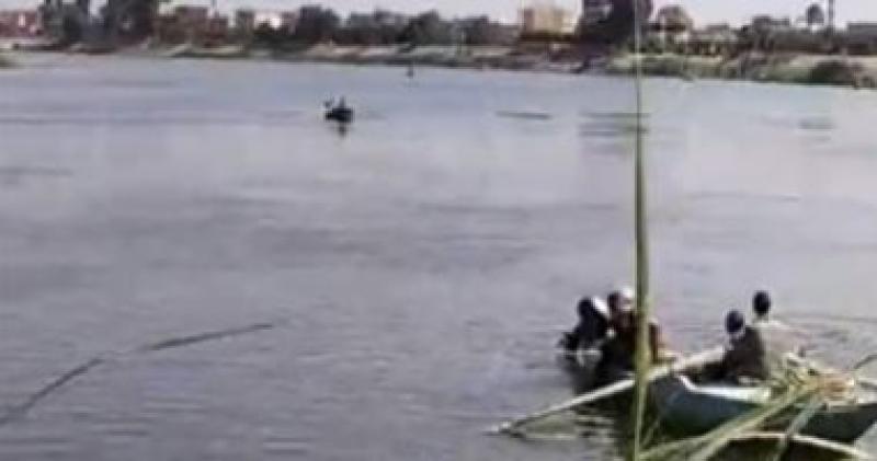 انتشال جثة طفل بعد غرقه بفرع النيل بأشمون فى المنوفية