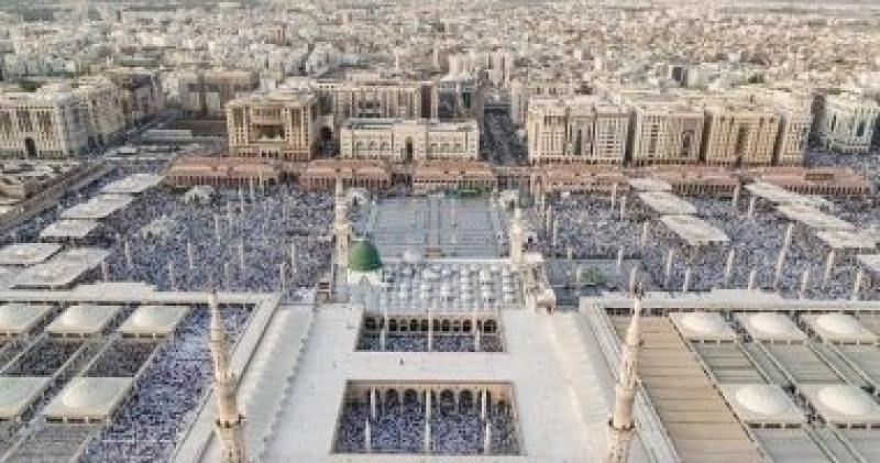 السعودية: وصول أكثر من 292 ألف حاج إلى المدينة المنورة