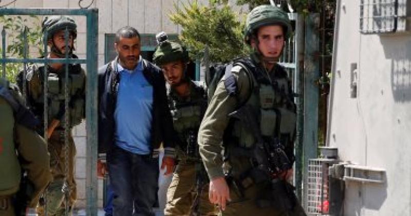 استمرار اعتقالات لجيش الاحتلال الاسرائيلى