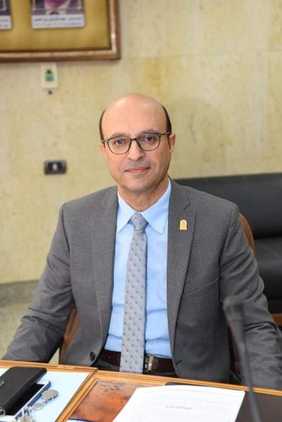 الدكتور أحمد المنشاوى 