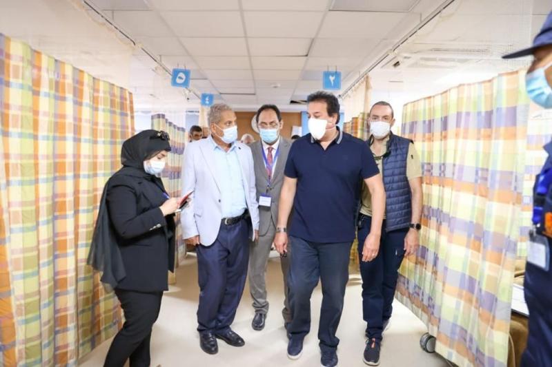القائم بأعمال وزير الصحة يتفقد مستشفى العلمين النموذجي
