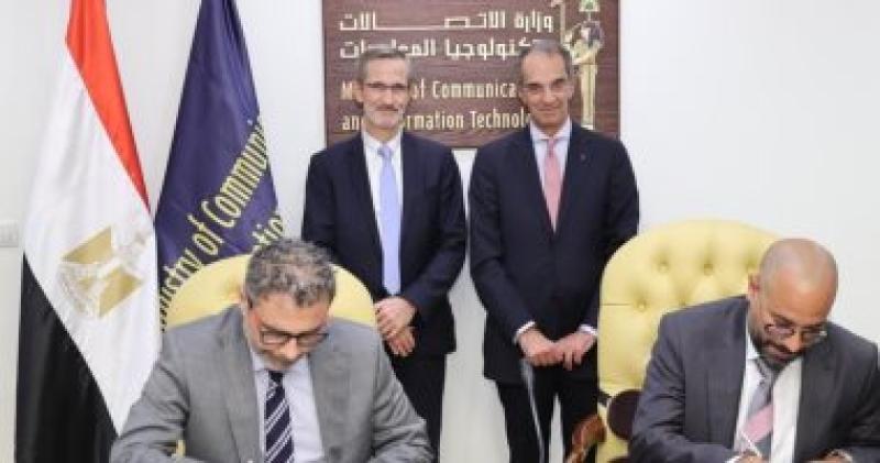 وزارة الاتصالات: اتفاقية مع نوكيا العالمية لإنتاج هواتفها فى مصر