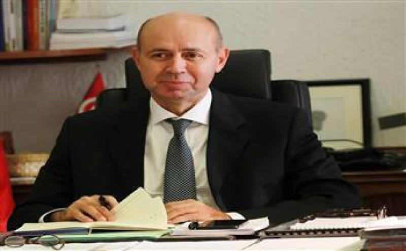 وزير الزراعة والموارد المائية والصيد البحري التونسي محمود إلياس