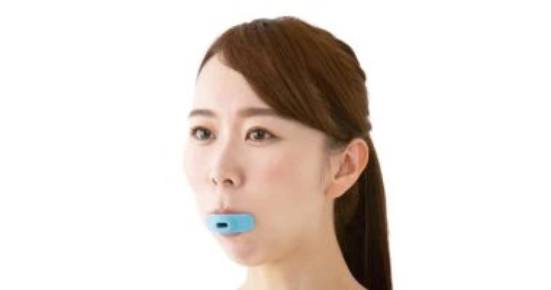 شركة يابانية تبتكر جهازا يتيح لمستخدميه الغناء كالمحترفين