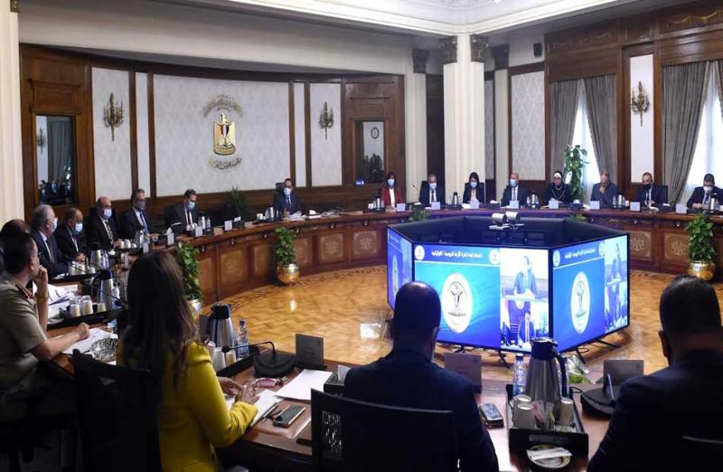 اجتماع رئيس الوزراء بلجنة إدارة الأزمة الروسية الاوكرانية