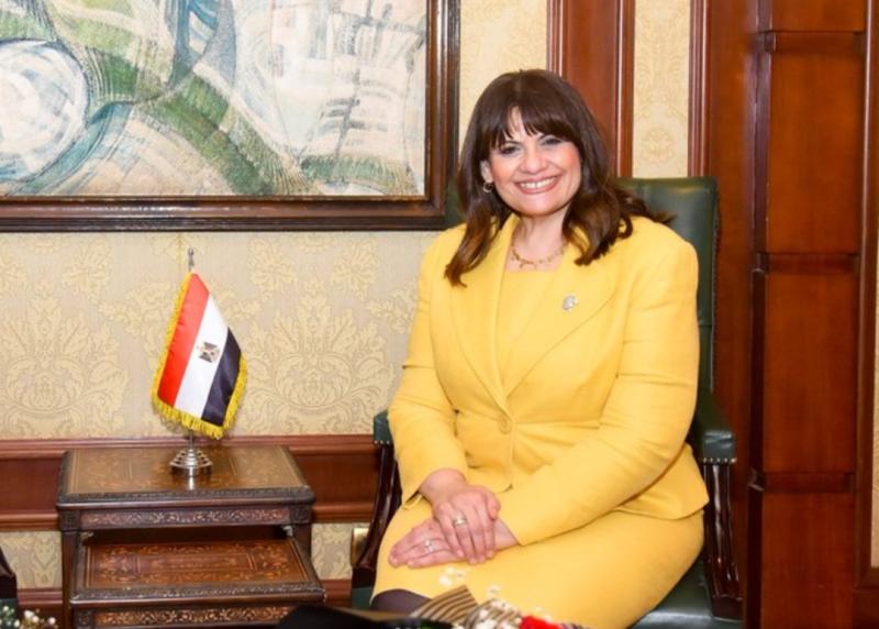 وزيرة الهجرة تكشف تفاصيل حادث مروع لأسرة مصرية بالسعودية ودور وثيقة التأمين