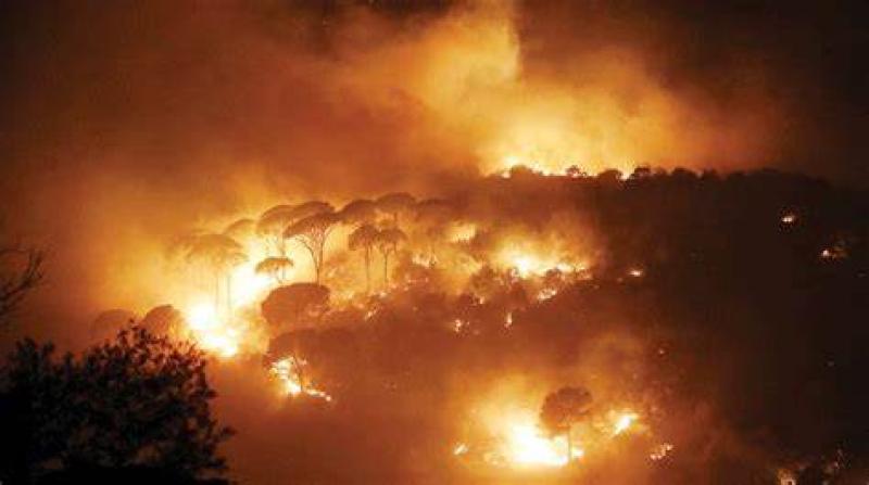 لبنان يحذر من اندلاع الحرائق مع تعرض البلاد لكتل هوائية حارة