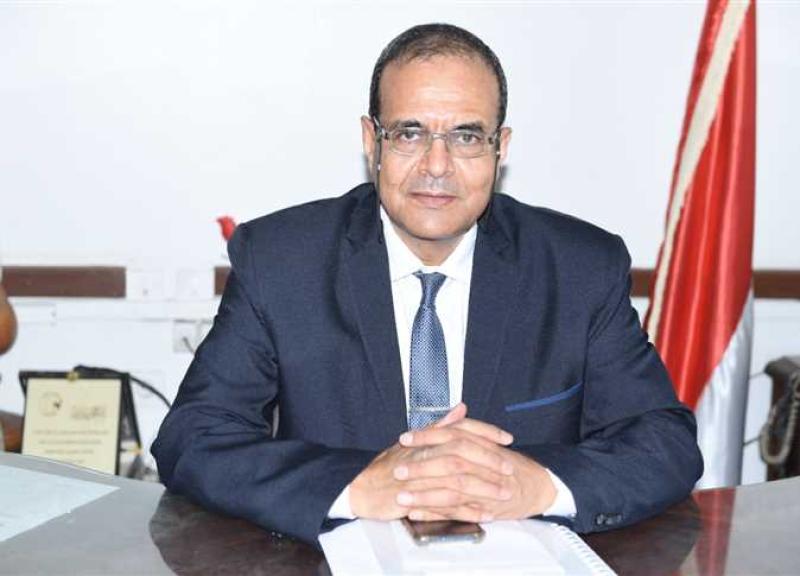 د- مصطفى عبد الخالق رئيس جامعة سوهاج