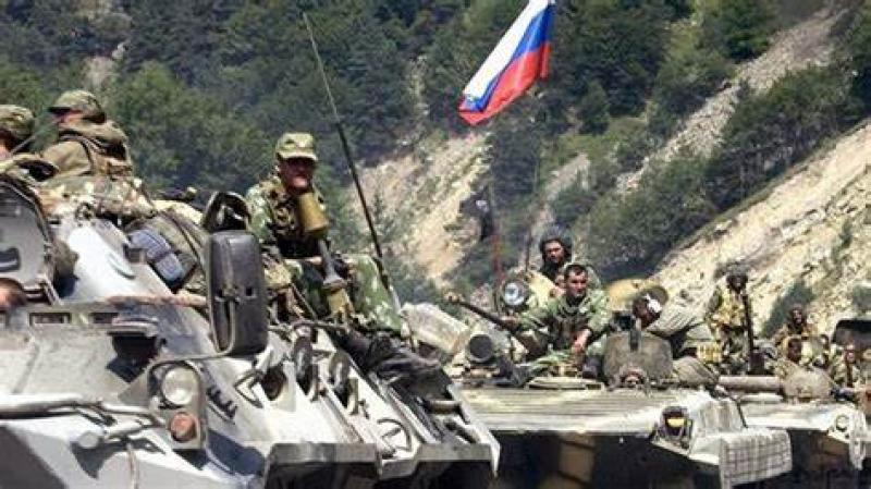 بريطانيا: روسيا تعزز دفاعاتها فى شرق أوكرانيا مع تقدم قوات كييف