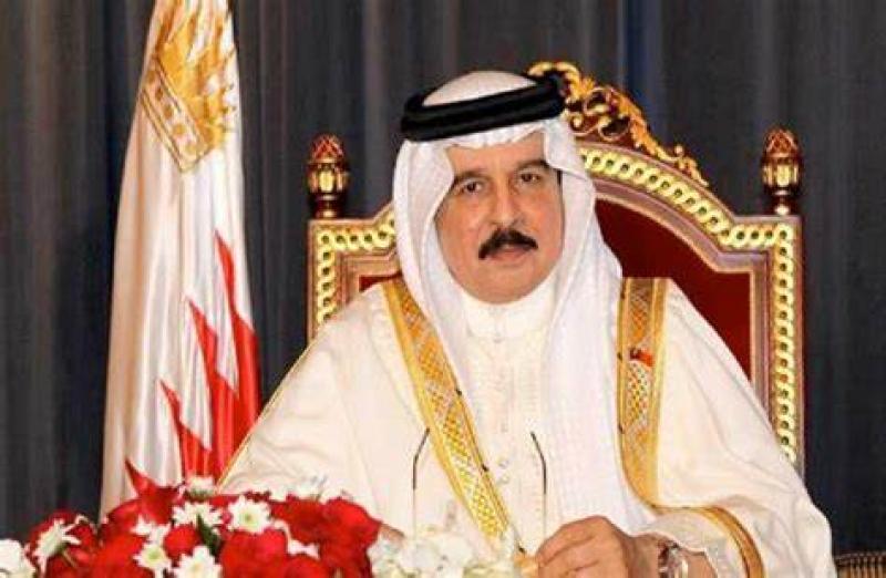 عاهل البحرين يبحث مع وزير خارجية الكويت العلاقات بين البلدين