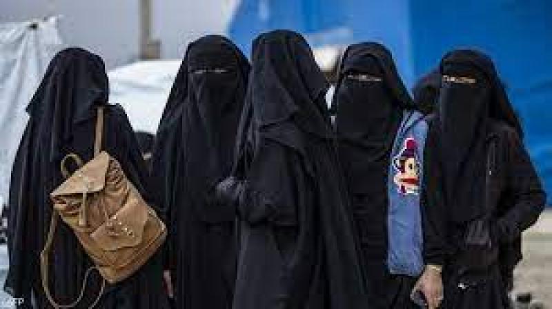 نساء داعش