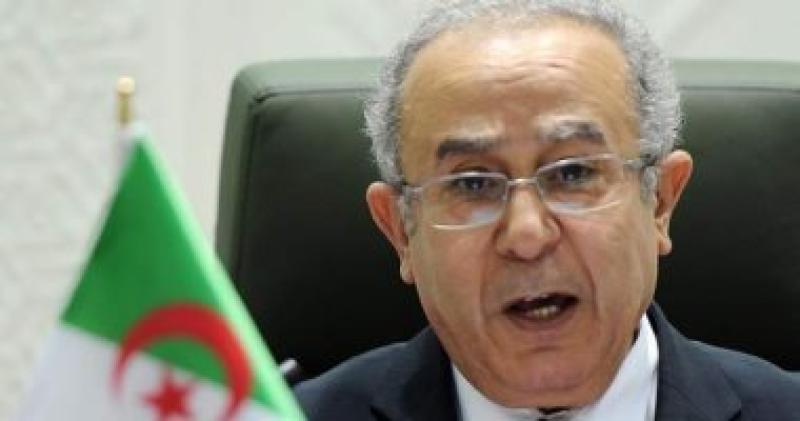  وزير الخارجية الجزائري