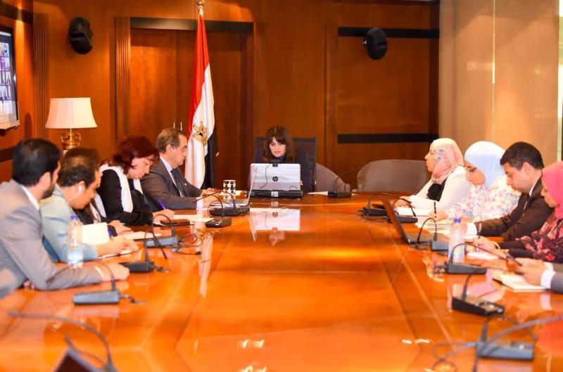 ”ساعة مع الوزيرة”.. المصريين الأحرار يشارك خمسة مقترحات لخدمة الجاليات بالخارج