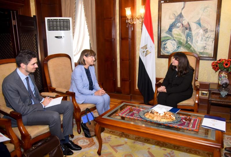 وزيرة الهجرة تستقبل منسق الأمم المتحدة في مصر لتعزيز التعاون وتبادل الخبرات في عدة ملفات
