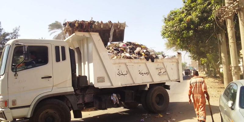  حملات نظافة وتشجير مكثفة 