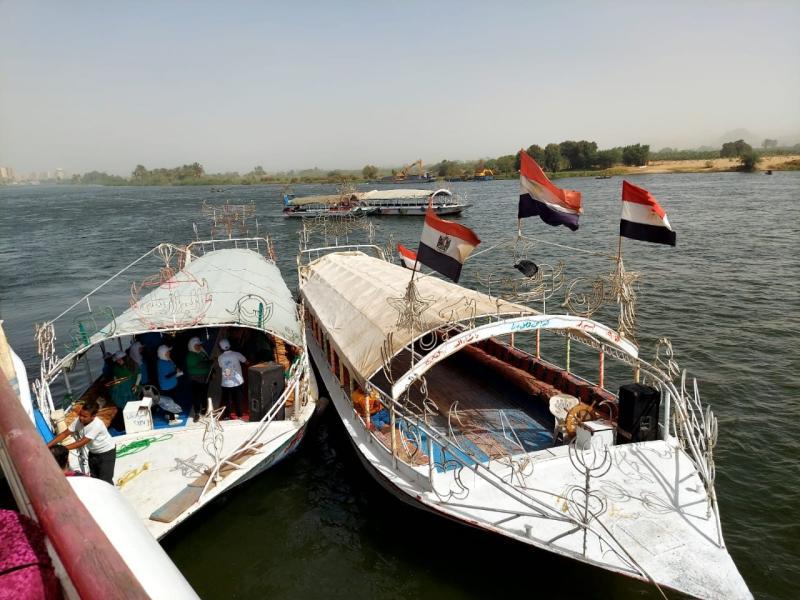   حملة نظافة لنهر النيل فى محافظة المنيا
