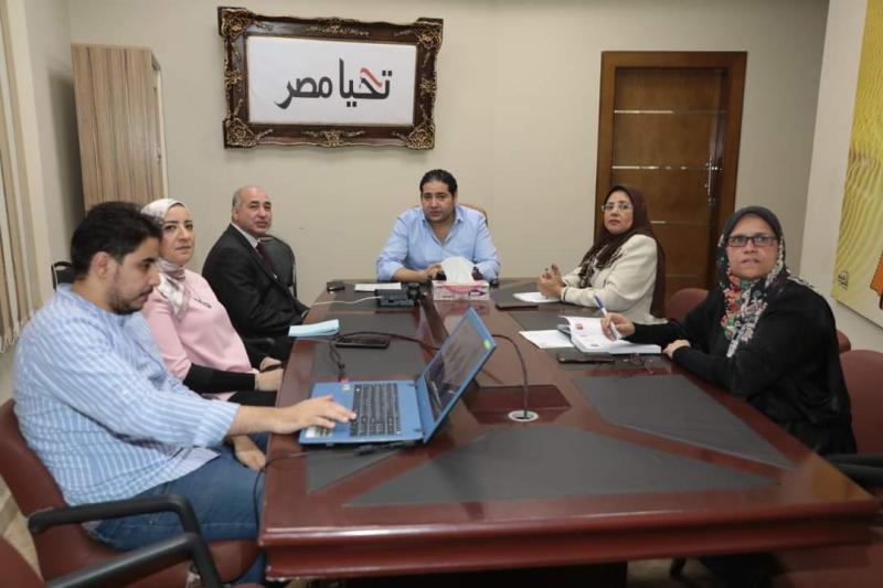 نائب محافظ بنى سويف  يعقد اجتماعا  تنسيقياً لمناقشة خطة عمل تطبيق مشروع الهوية البصرية للمحافظة